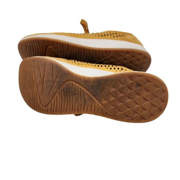 Dansko Womens Lace Up Mustard Yellow Perforated Leather Sneakers Size 39 - Picture 4 of 7